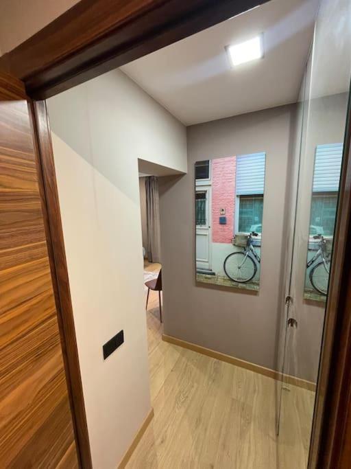 Piso De Dos Dormitorios Con Reforma De Diseno 桑特费柳德吉克索尔斯 外观 照片